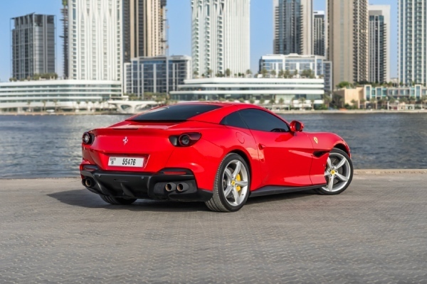 Ferrari Portofino M red (6)